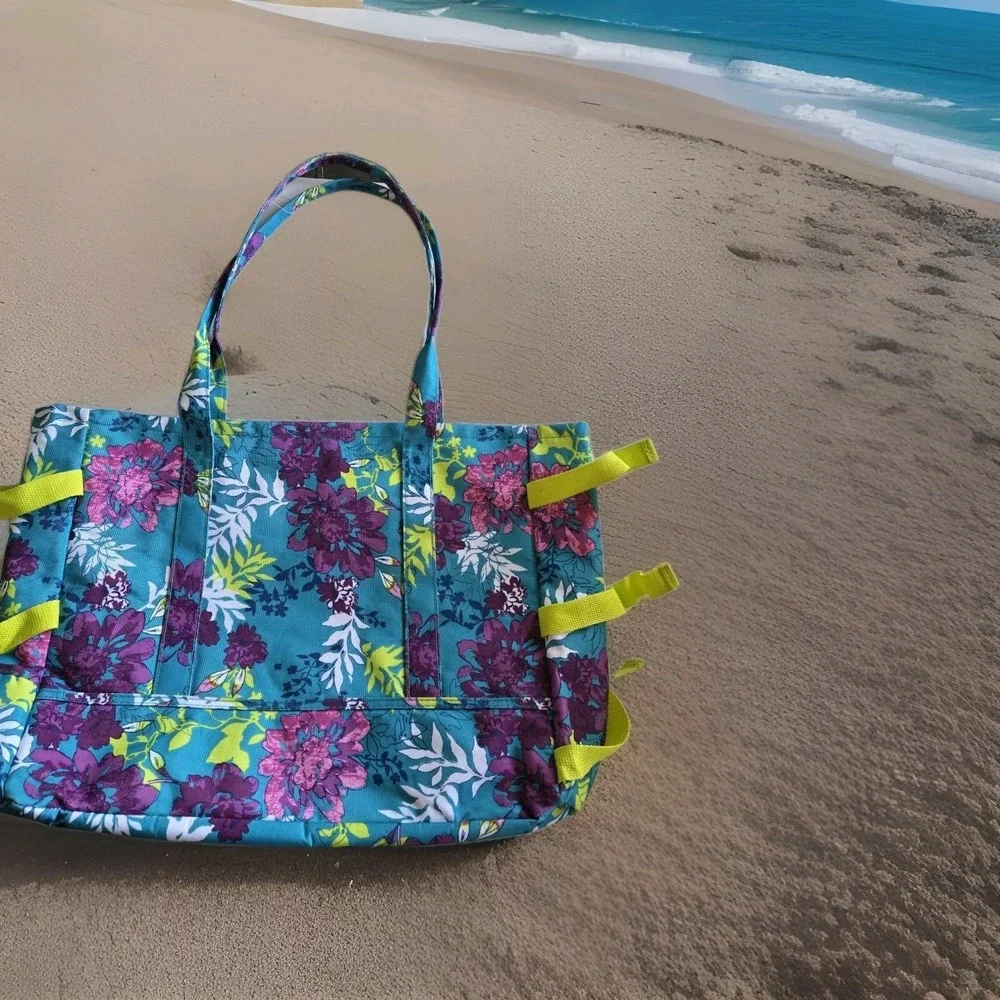 Laura Ashley‎ Beach/travel  Seaside Tote Bag Width 22 Height 14